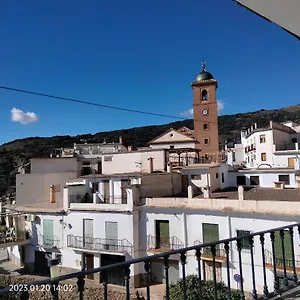 https://apartamento-vacacional-en-la-alpujarra.es-andalucia.com